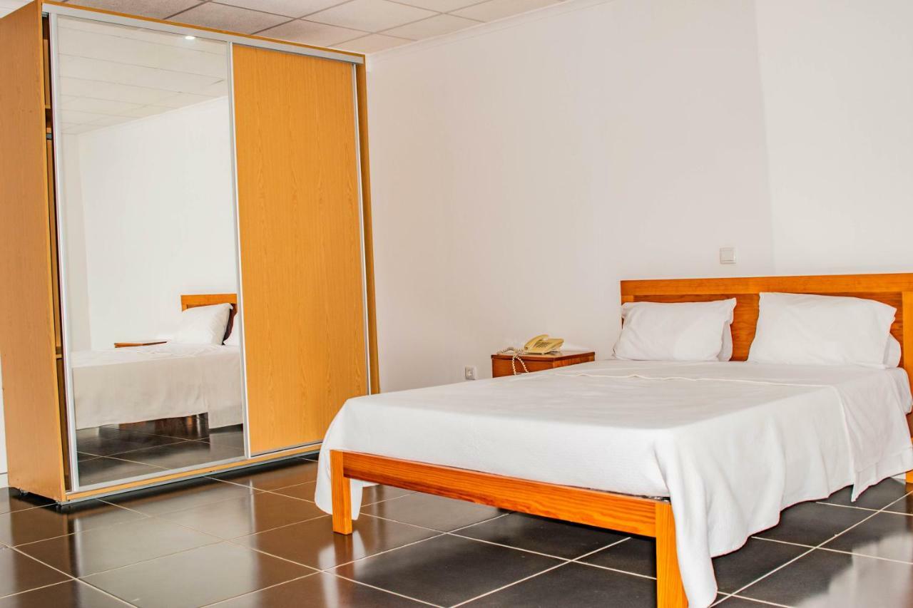 Hotel Vitoria Sao Tome Exterior photo