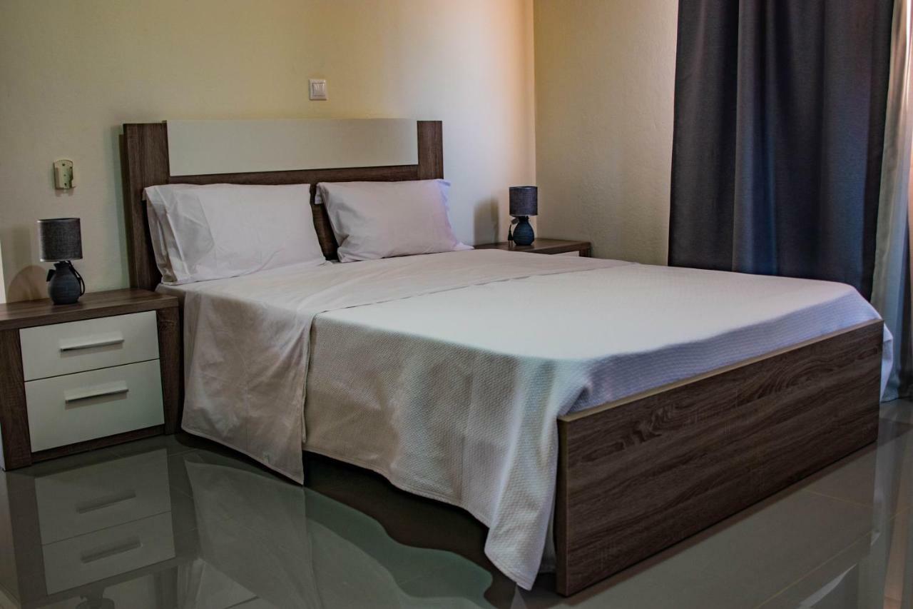 Hotel Vitoria Sao Tome Exterior photo