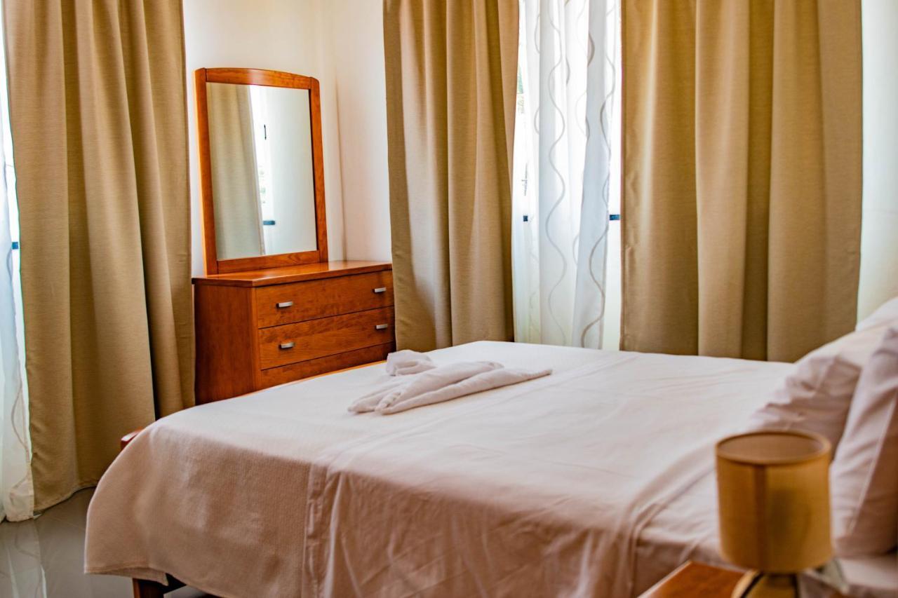 Hotel Vitoria Sao Tome Exterior photo