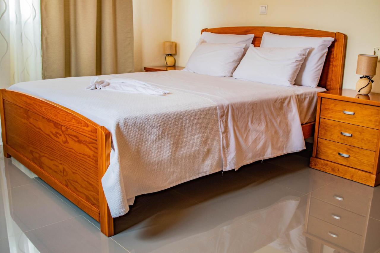 Hotel Vitoria Sao Tome Exterior photo
